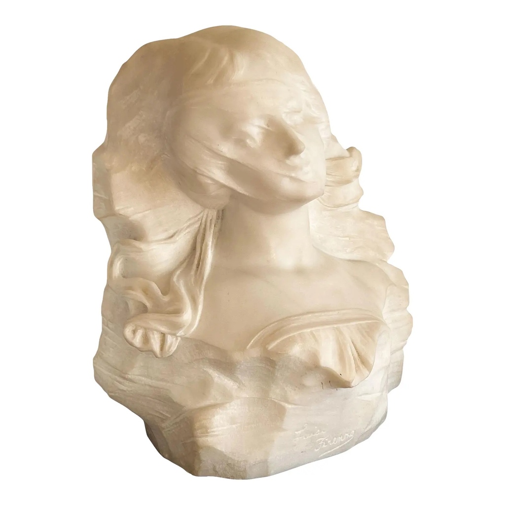 19th Century Italian Marble Bust of a Lady With a Veil

l8r.it/u3jg

#italianmarblebust #italiansculpture #marblebust #ladywithveil #interiordesign #maximalistinteriors #chairish #foundandchairished #luxuryhome #maximalistdecor