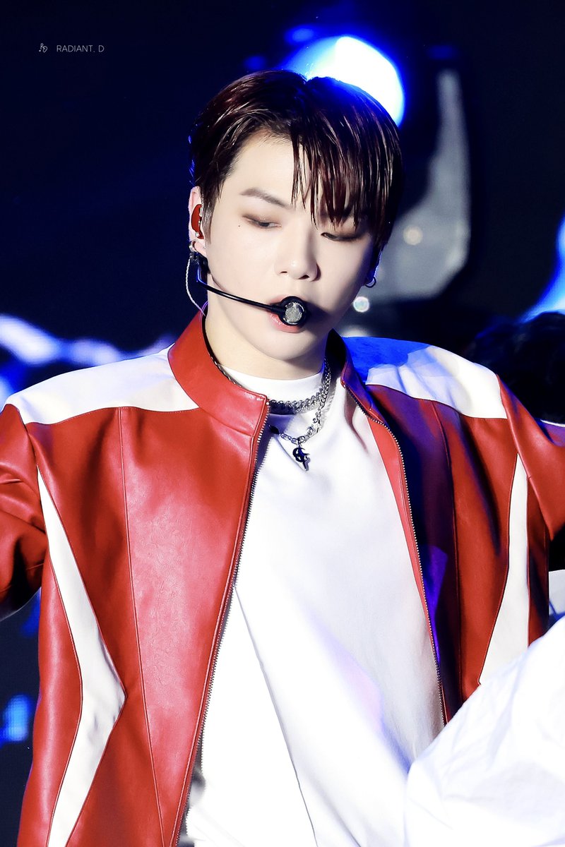 RADIANT_D's tweet photo. 240102 SMA 서울가요대상

#강다니엘 #KANGDANIEL https://t.co/dCmCLwrbBj