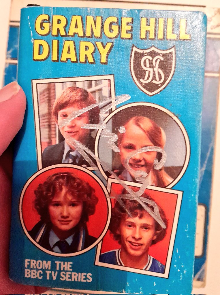1980sRewind's tweet photo. Claire Scott's fictitious diary is featured in series 5 episode 14 of #GrangeHill
Mr Hopwood signed my diary.
My entry for Sunday 12th June 1983 reads "Weather-Fair
After months of writing nowt I'm back!
I'm a popular guy now!
Took R***** to Rollerbury.
Swapped rooms with S****. https://t.co/ddWAl51sP4