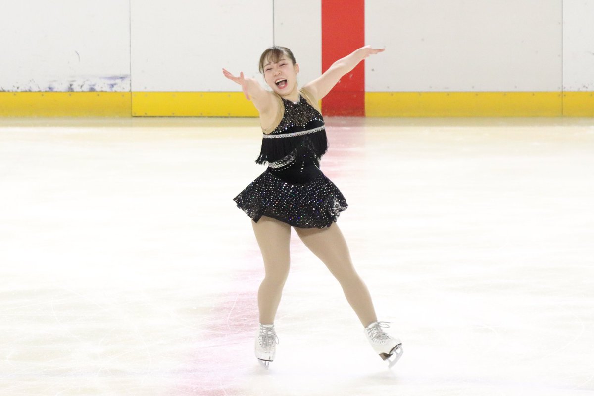 kanspo's tweet image. 【アイススケート】第96回日本学生氷上競技選手権大会フィギュア競技１日目／於・ALSOKぐんまアイスアリーナ

［女子４級］
第２Ｇ　久我　41.06

明るい曲調に合わせた表情で滑る。ジャンプも転倒なく全て決め切った。
