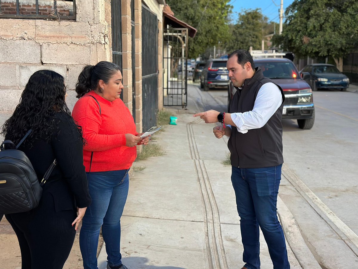 eduardoacunap's tweet photo. Iniciando trabajos este 2024 con toda las ganas 💪

Hoy el primer recorrido del año lo hicimos en la Col. Internacional. 

#QueHermosilloHable https://t.co/de9pawfN2d