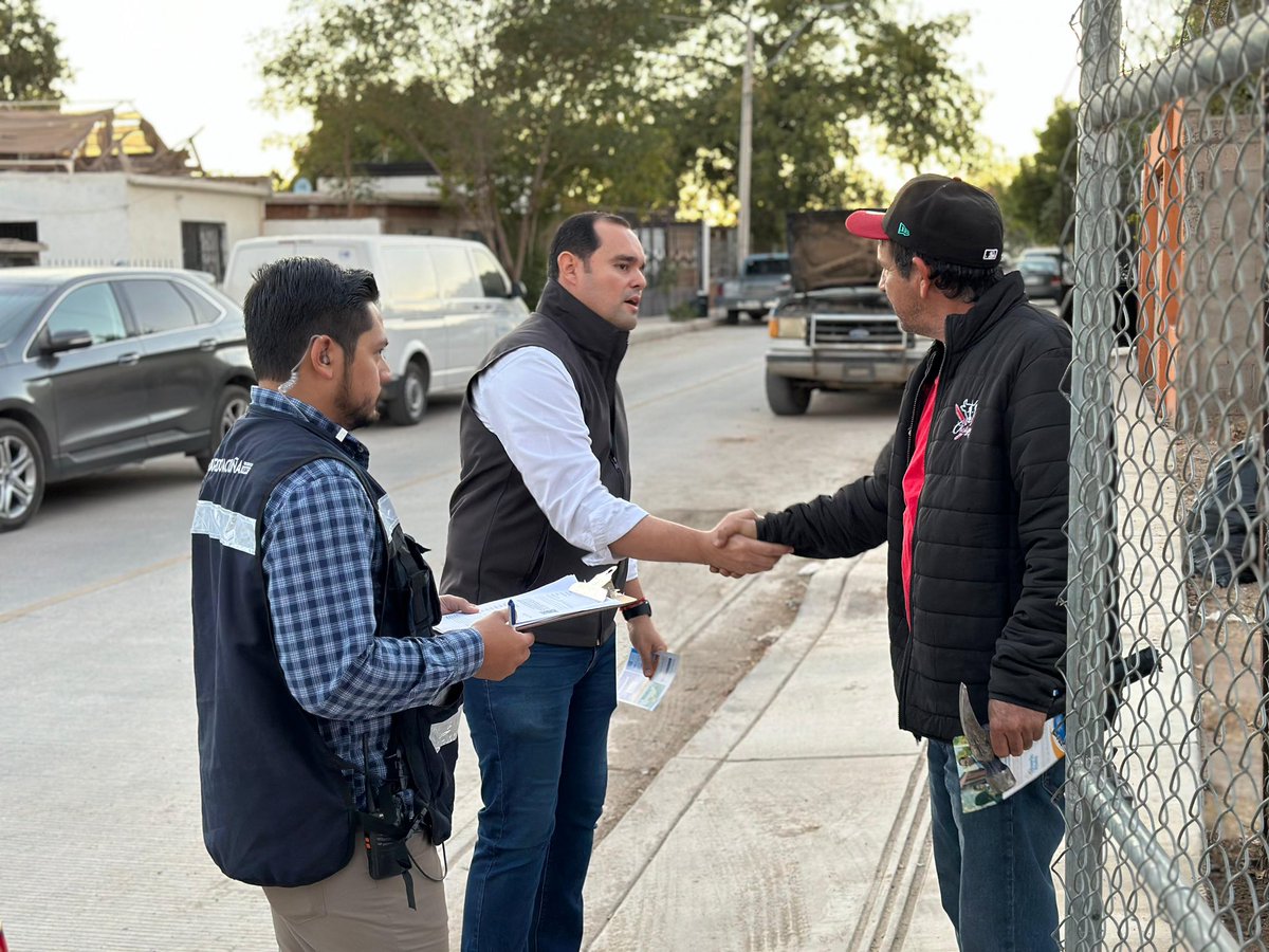 eduardoacunap's tweet photo. Iniciando trabajos este 2024 con toda las ganas 💪

Hoy el primer recorrido del año lo hicimos en la Col. Internacional. 

#QueHermosilloHable https://t.co/de9pawfN2d