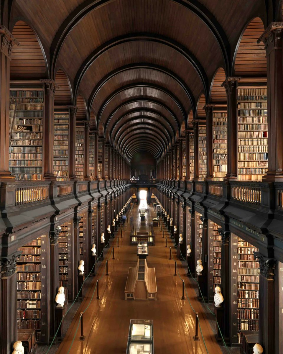IrishLitTimes's tweet photo. Trinity College Dublin #library https://t.co/ap31FN1XZH