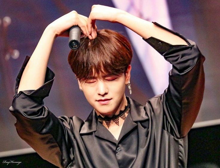 hourlyyoungjo's tweet photo. ❥ #RAVN #레이븐 #김영조 https://t.co/R0QG8Lj87O