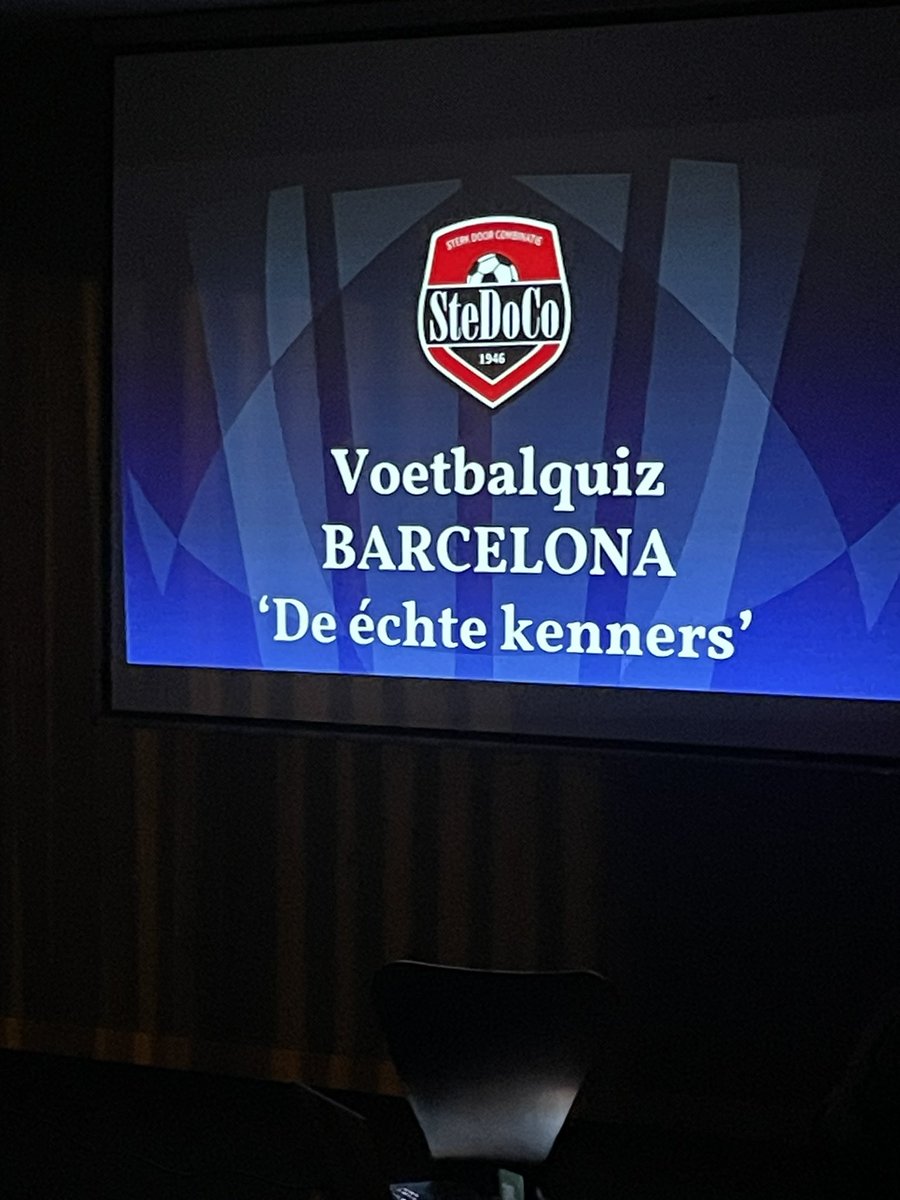 1Stedoco's tweet photo. Een trainingskamp kan natuurlijk niet zonder een quiz. De winnaars en dus ook verliezers worden morgen bekend gemaakt. Maar 1 ding is zeker, het was heel leuk met elkaar. #trainingskamp #stedoco https://t.co/j8lY7X85qB