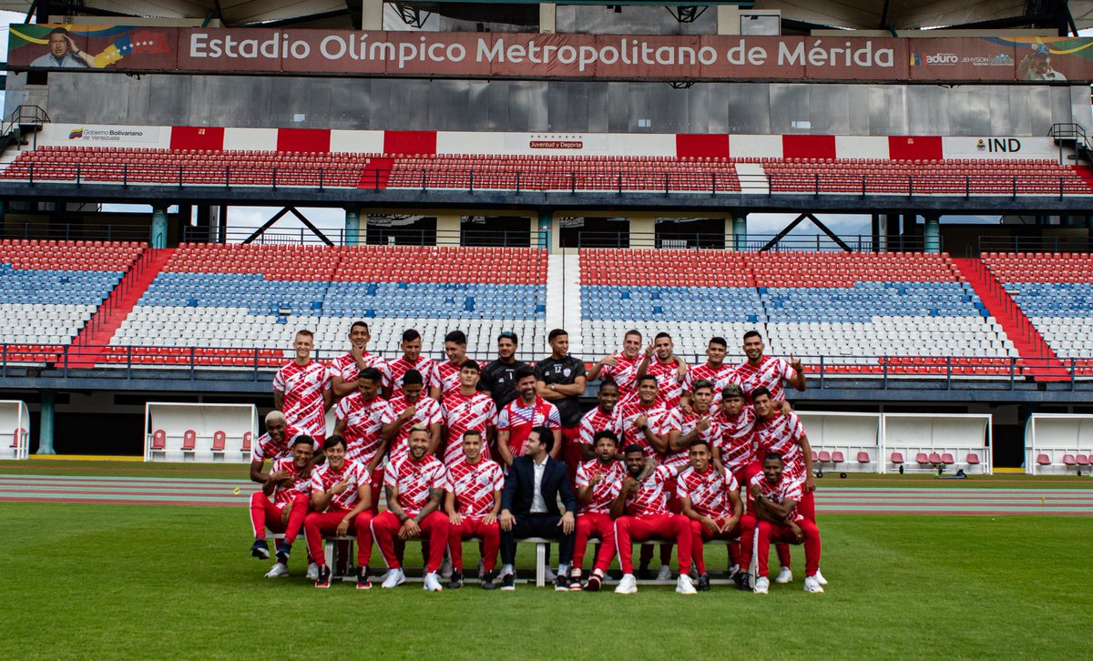 EstudiantesMEFC's tweet photo. ¡¡INICIÓ NUESTRO 2024!!🤩🔴⚪

Con la mente puesta en alcanzar los objetivos planteados realizamos con la mejor de las ganas, actitud y compromiso nuestra primera sesión de trabajo de este año 👏🏻🔝

EL 2024 SERÁ ROJIBLANCO 🇮🇩 https://t.co/QmYqqjr2Sl