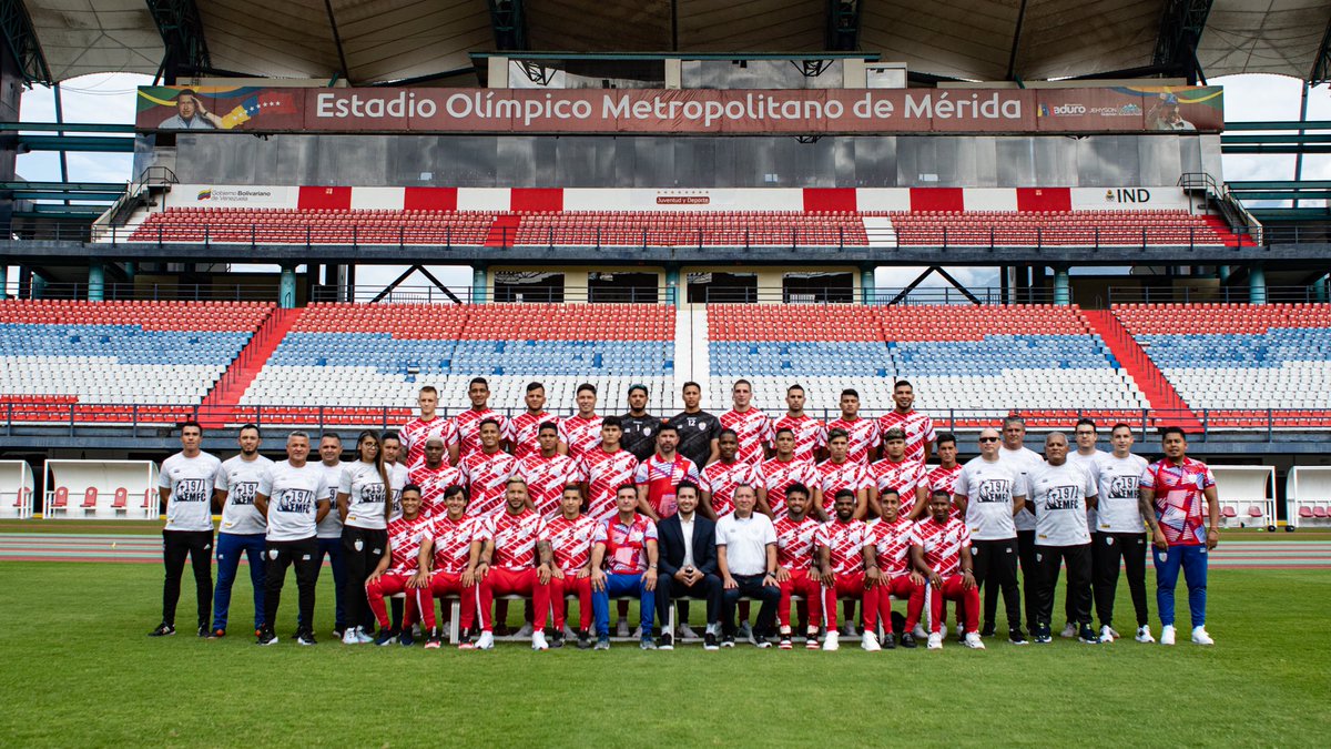 EstudiantesMEFC's tweet photo. ¡¡INICIÓ NUESTRO 2024!!🤩🔴⚪

Con la mente puesta en alcanzar los objetivos planteados realizamos con la mejor de las ganas, actitud y compromiso nuestra primera sesión de trabajo de este año 👏🏻🔝

EL 2024 SERÁ ROJIBLANCO 🇮🇩 https://t.co/QmYqqjr2Sl