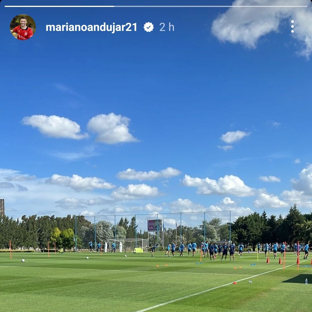 Lavozalbirroja's tweet photo. 🇦🇹🇦🇷 #PinchasDeSelección • Bajo la mirada de Mariano Andújar, el arquero de #EDLP Fabricio Iacovich, se entrenó junto a la Selección Sub23 pensando en el Preolímpico que se disputará desde el 20 de enero y hasta el 11 de febrero https://t.co/z7hQPgdxnz