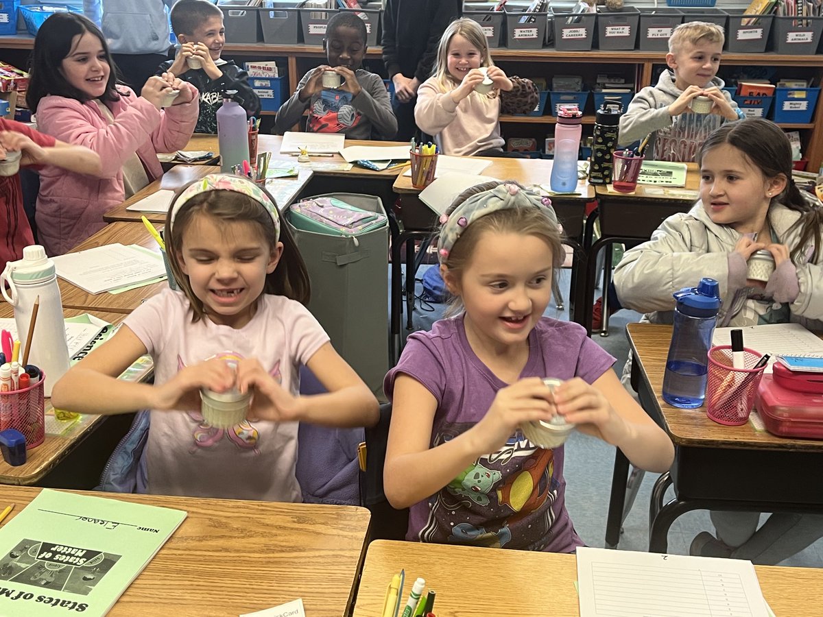 Kicking off our States of Matter unit by turning cream into delicious butter!! ⁦<a href="/OSchool4/">School 4</a>⁩