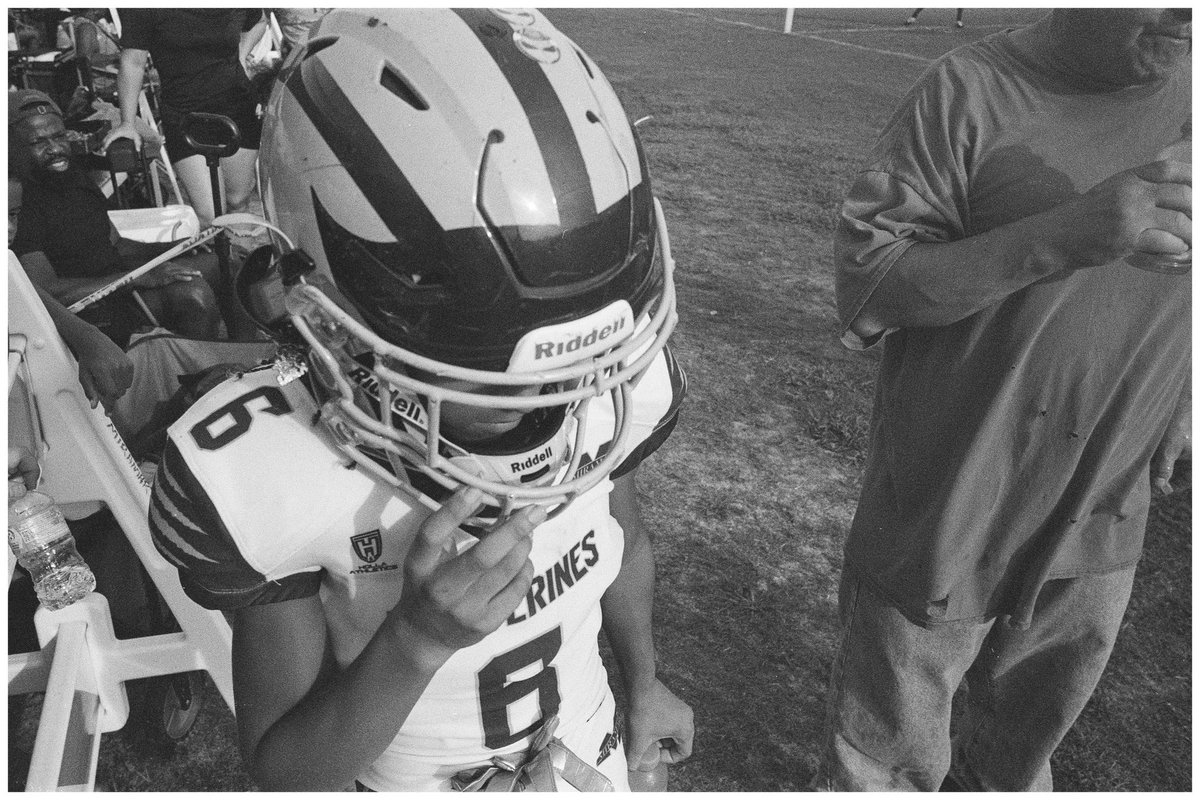 suppworm's tweet image. Jump out boyz