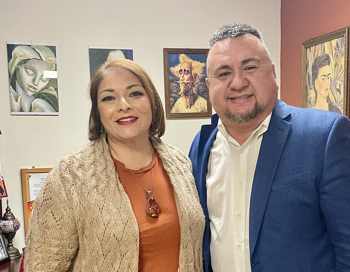 SCE_AaronT's tweet photo. It was a pleasure to meet with new Palm Desert City mayor. Karina Quintanilla! It was great to listen to the vision of the city in terms of what we can do to create synergy. #SCE #Synergy #PartnersInPower. https://t.co/hfcmfL3G6O