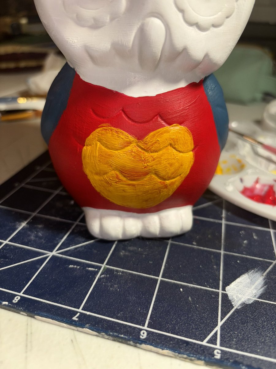 LeighJunCreates's tweet photo. Despite having the mother of all migraine headaches and being in bed half the day, I’ve painted 🎨 if you can’t tell, it will be tie-dye with a blue jean vest 🌈 https://t.co/NDSKew7f7S