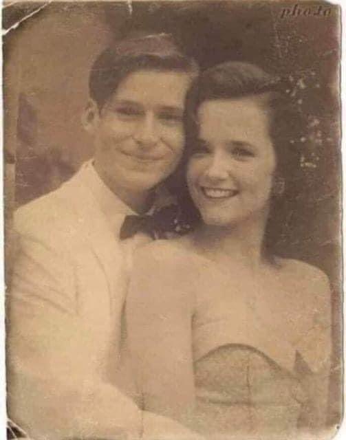 getbasedmode's tweet image. We received this photo from a lovely couple who enjoyed drinking our coffee.  #soblessed #GetBased