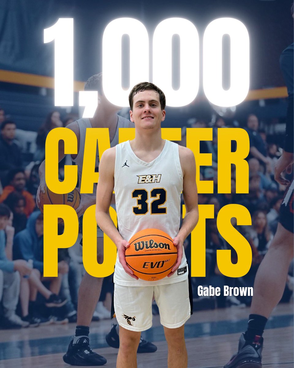 Huge CONGRATULATIONS to our junior wing, Gabe Brown, for scoring his 1000th point in our game against Tusculum!