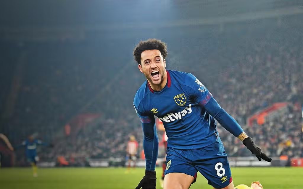 WestHam_Central's tweet photo. Sky sources: Aston Villa want to sign Felipe Anderson on a pre-contract ahead of a free transfer in the summer.

...would you? One last dance? 🤣 https://t.co/MyECAWvnEM