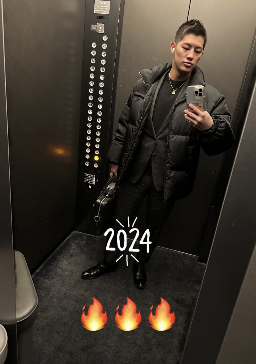 世間では仕事嫌だとか働きたくないとか言われるけど、俺は仕事に自信と信念とプライドを持ちまくってるから、連休中早く仕事したくて仕方なかった🤣🔥

今年も沢山のお客様の不動産投資に貢献したい✊
そして今年自分自身の2棟目のアパート買うぞおー🥺🏢🏠
#不動産営業 #不動産営業マンと繋がりたい