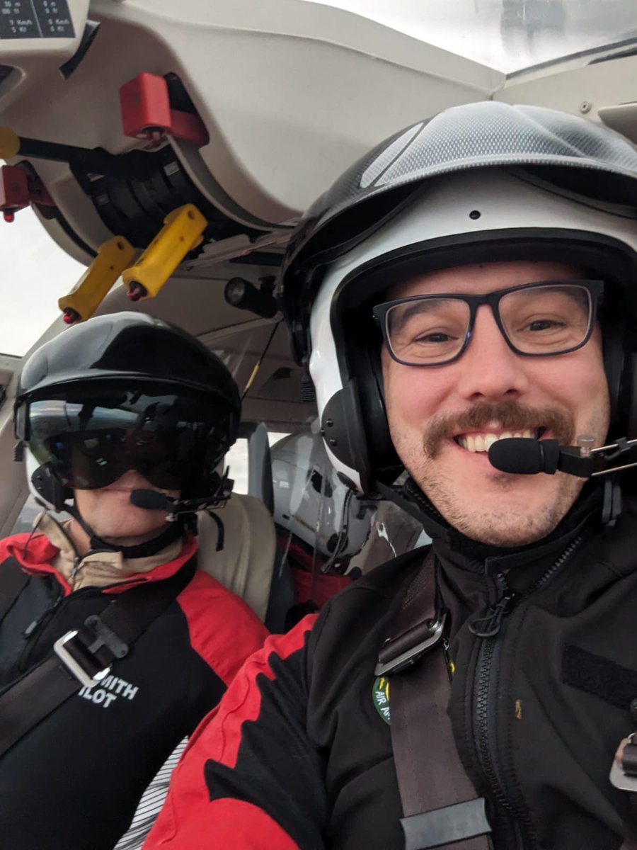 Guess who's back, back again? Jake is back, tell a friend... 😎

Yesterday, paramedic Jake had his first shift back onboard the Guardian of the North II after spending a couple of months working as an army medic overseas.

We're happy to have him back! 💚

greatnorthairambulance.co.uk/our-work/news/…