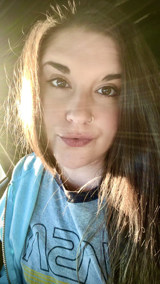 megantisocial's tweet photo. dark days and sun rays🖤 https://t.co/jZCn6eNbji