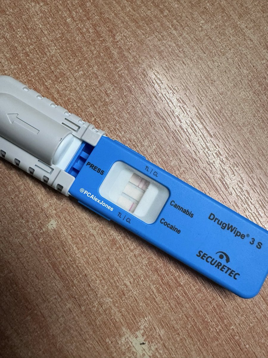 Vehicle travelling at 42mph in a 20mph.  #Bynea #Llanelli - 53YO Female driver found in possession of Cannabis, and failed the Roadside @DrugWipeUK for #Cannabis #Arrested #FatalFive #FrontlinePolicing