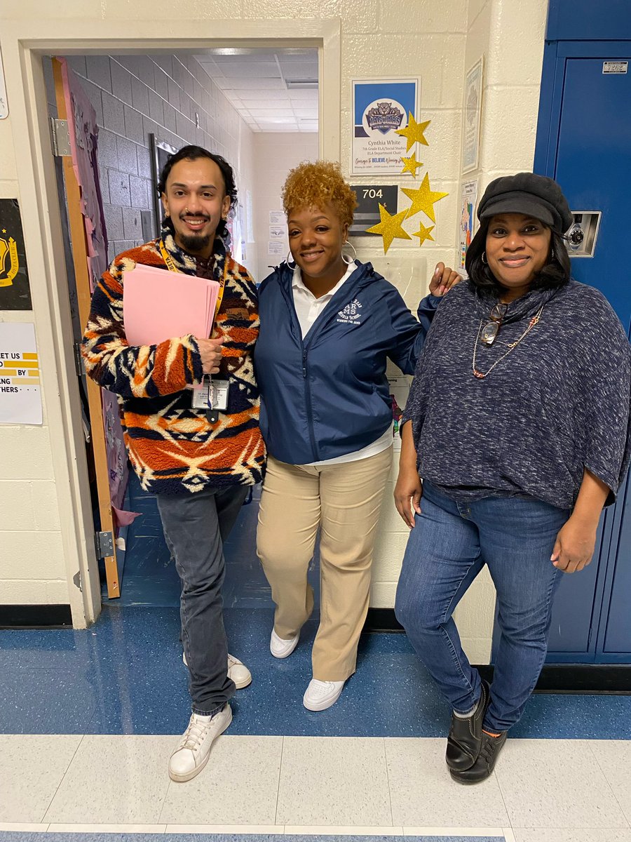 MsSinaBina's tweet photo. We are baaaaaaaaccckkk!!!
We are so excited about this semester.
C.A.K.E. for Girls will offer MORE in 2024!
… More partnerships with BETA
… More community outreach
… More love to share https://t.co/5pcDbITLNm
