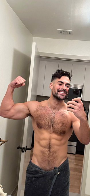 Just a smile❤️🤗 https://t.co/LiYtkUgmGW<a href="/tag/model"class="tags"><span>#model</span></a><a href="/tag/fashion"class="tags"><span>#fashion</span></a><a href="/tag/photography"class="tags"><span>#photography</span></a>