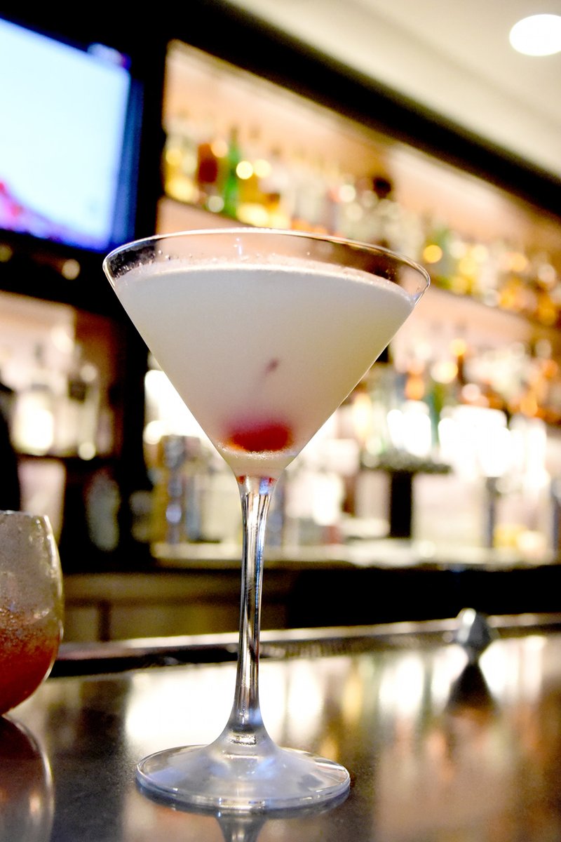 Everybody is invited to sip on a specialty cocktail in Cable 55’s restaurant bar! Open to the public from 11:30A until 11P. 

hil.tn/b4wc4a