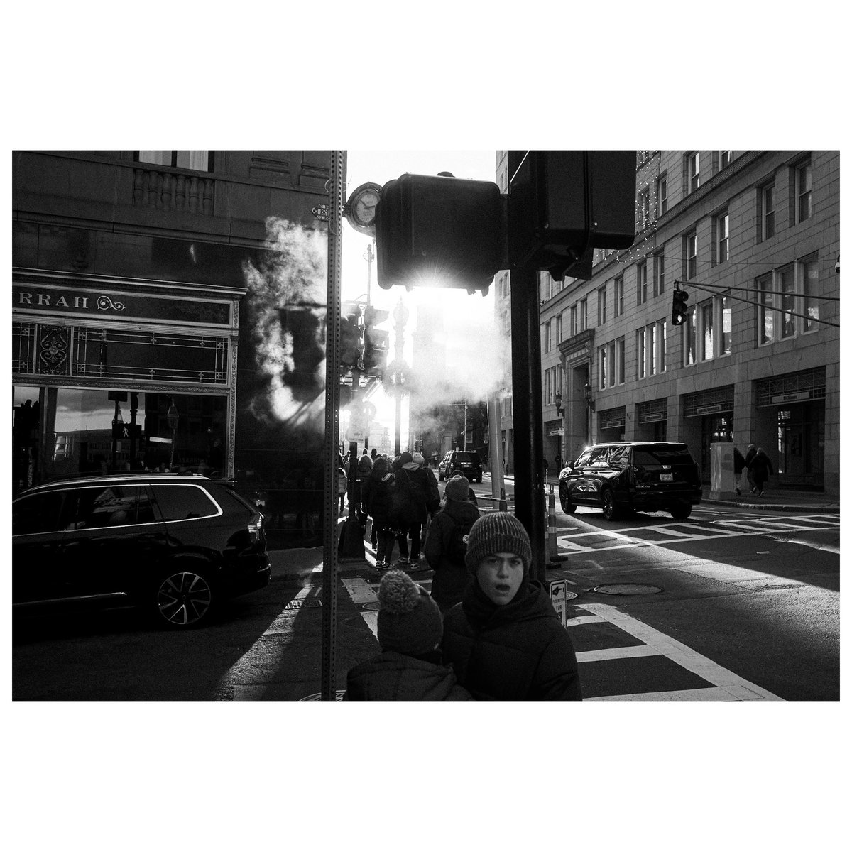 MattvGaudet's tweet photo. Boston New Year’s Eve ‘23 

Shot on @FujifilmX_US 

Edited on @Lightroom https://t.co/R4fhqyZvHP