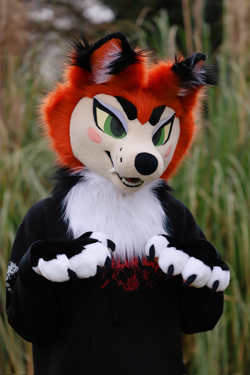 hounds_teeth's tweet photo. rubber faced doll partial ! 🎀🦊 this little fox is ready to find a new home, and can be delivered at FC for some speedy turnaround ✨ more info below https://t.co/r0RwZ0iygY