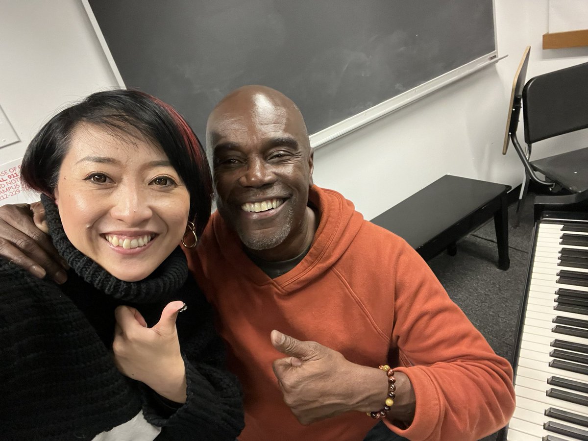 vomomokoco's tweet photo. Today was special day for me!!! I had a super wonderful time with Marlon Saunders at The New School in NYC. I fround a important things at this time!! Big thank you and big love Marlon!!!

#nyc #newschool #marlonsaunders #lesson https://t.co/6ZYaGAmQoN