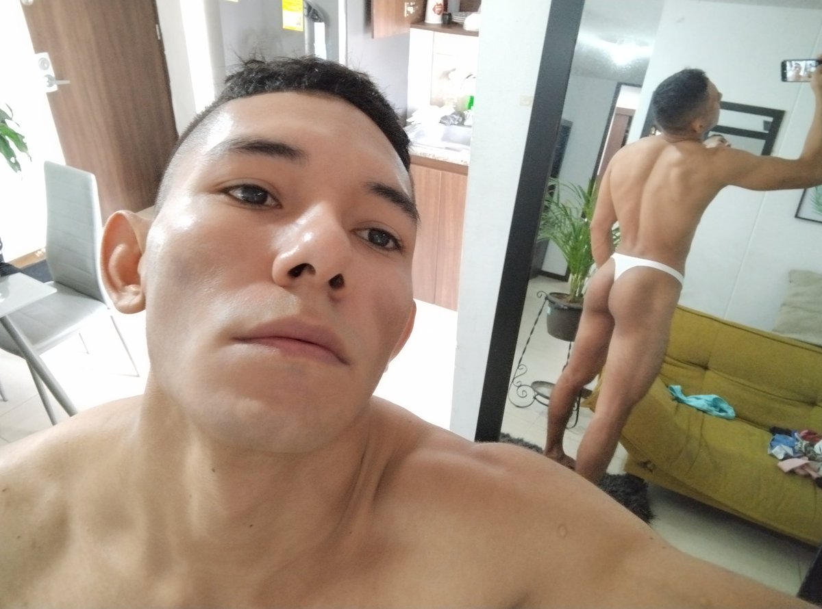 morenitohot2795's tweet photo. https://t.co/FZ4mmc3iE1