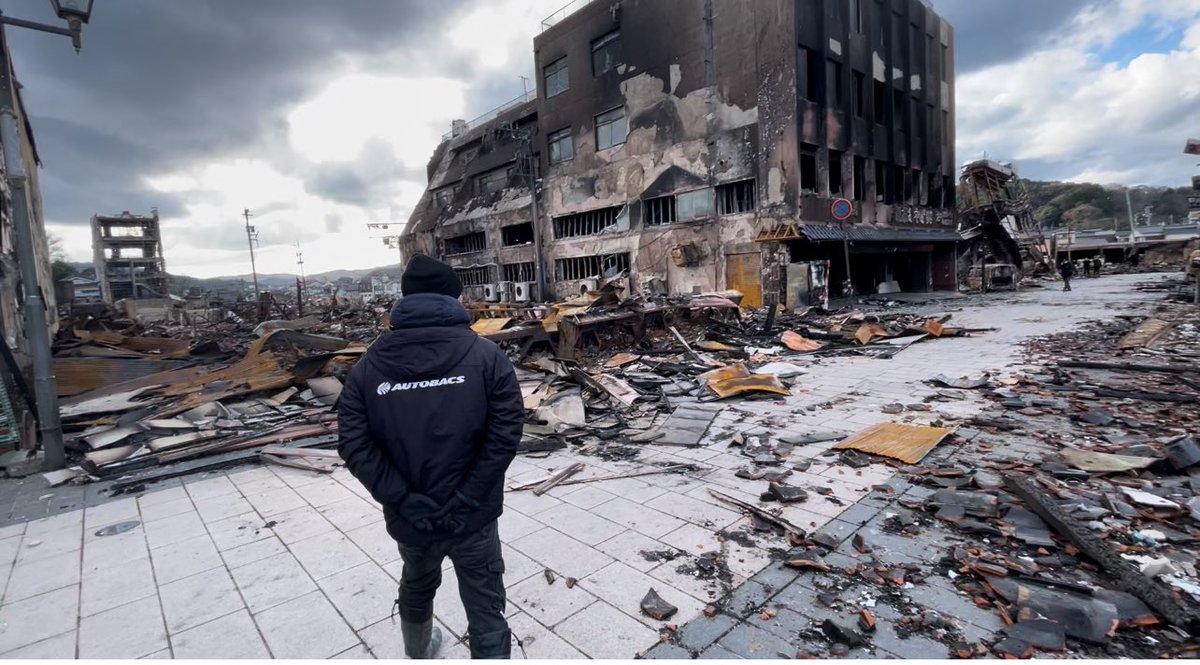 npo_marugomijpn's tweet photo. #令和6年能登半島地震 にて被災された方々に、心よりお見舞い申し上げます。

#まるごみJAPAN #災害支援チーム が現地に入り活動を開始

今後、被災地にて物資運搬・炊出し・その他様々な支援活度を行います。

ご協力よろしくお願い致します。
詳しくはHP

https://t.co/uWGAbKT3NI #まるごみ #支援 https://t.co/PT3E4NRvpr