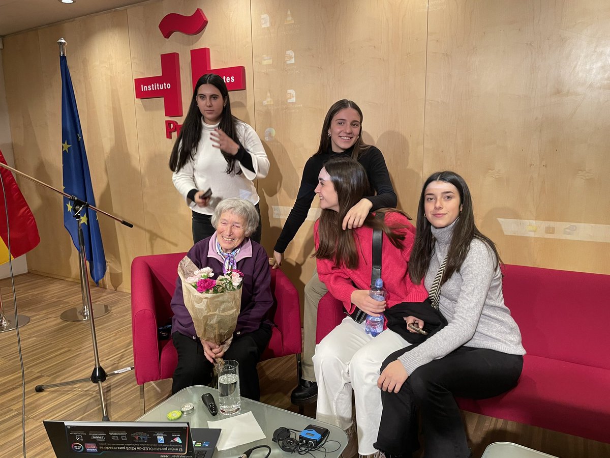 conocer_el_holocausto tweet media