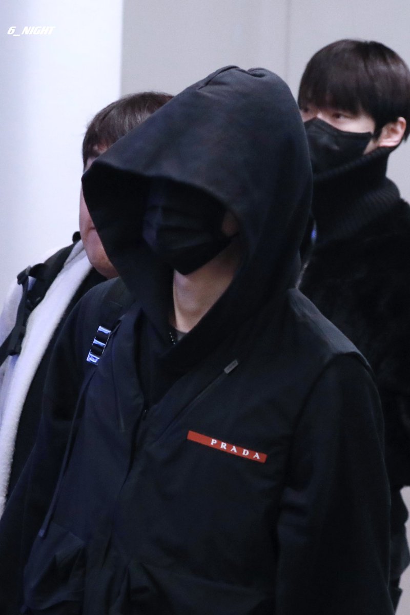 6_night's tweet photo. 240105 ICN출국

#정재현 #재현 
#윤오 #JAEHYUN #ジェヒョン
#NCT #NCT127 #DOJAEJUNG https://t.co/ru2zyq0nkU