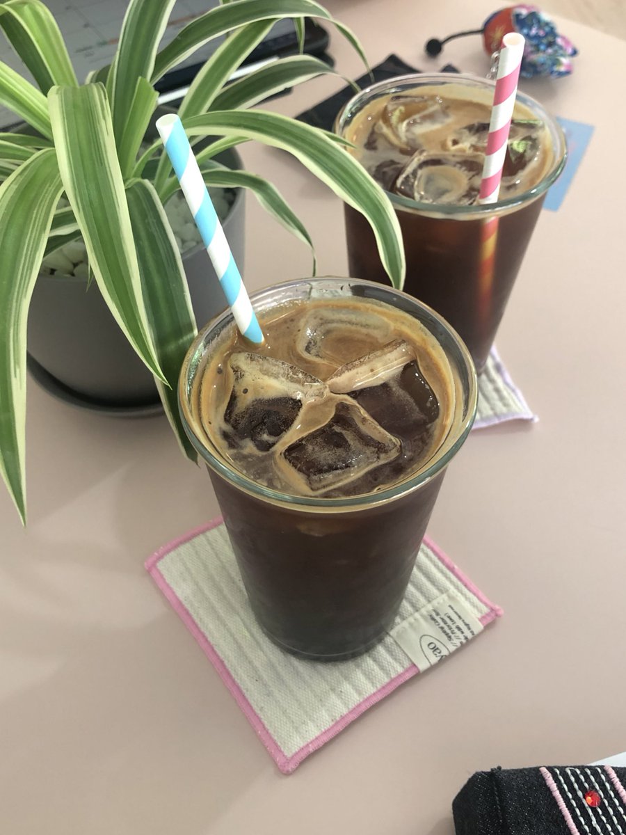 인생 짧다. 
다른 사람들과 싸우지 말자. 
내가 남들보다 더 낫다고 증명할 필요없다.