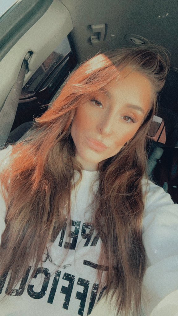 SouthernBarbi18's tweet photo. New year , same baddie ❤️‍🔥 https://t.co/a8P0uQVsQo