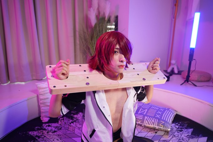醒醒，又到了今天迫害阿能的时候了（1/1）  绳摄@YemomoChan   #绳缚 #男娘 #女装男子 https://t.co/kUsFSgph2v<a class="tags" target="_blank" title="On Twitter" href="/?out=eyJ0eXAiOiJKV1QiLCJhbGciOiJIUzUxMiJ9.eyJpYXQiOjE3MjY4ODY2NzgsImlzcyI6InR3cG9ybnN0YXJzLmNvbSIsIm5iZiI6MTcyNjg4NjY3OCwiZXhwIjoxNzU4NDIyNjc4LCJyZWRpcmVjdF91cmwiOiJodHRwczovL3R3aXR0ZXIuY29tL1llbW9tb0NoYW4ifQ.IJg84yHV-6hXdtUPdean61WgafJ-cmWkxJdOikJY7A9o7URWjfQ_sum80NjhsWX9uXIiETNQfje59n_Ro1JPxw">@YemomoChan</a><a href="/tag/%E7%BB%B3%E7%BC%9A"class="tags">#绳缚</a><a href="/tag/%E7%94%B7%E5%A8%98"class="tags">#男娘</a><a href="/tag/%E5%A5%B3%E8%A3%85%E7%94%B7%E5%AD%90"class="tags"><span>#女装男子</span></a>
