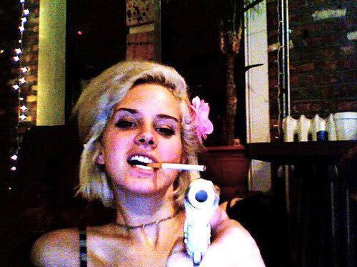 honeymoun tweet media