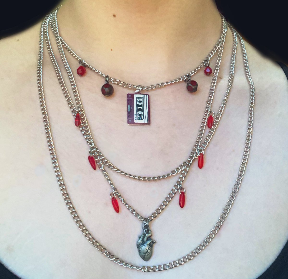 made a genloss inspired necklace!!
#generationloss #ranboofanart