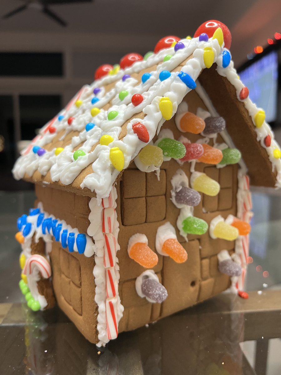 ashhoang's tweet photo. This is the first house my husband and I built together last week. 

And it won't be the last. 

2024 is the year we stop dreaming about our future home and make that shit happen.

 Thinking it into existence. 

Not sure we'll keep the gummy climbing wall though. https://t.co/3p5RTDtrOx