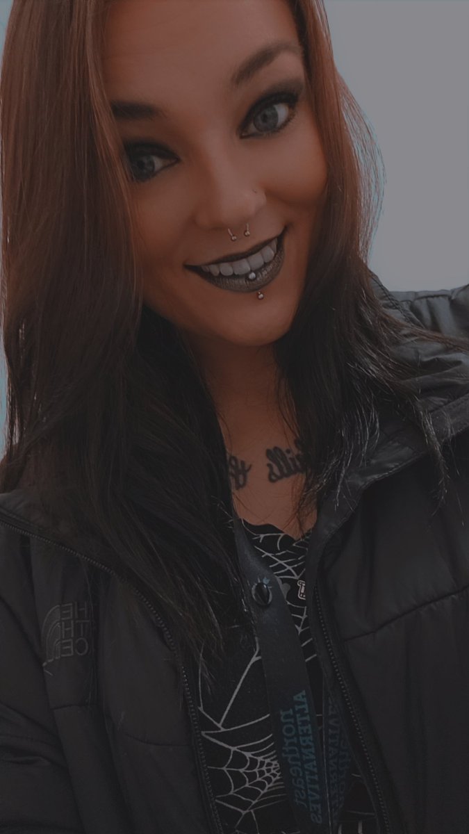 goddess_mallo's tweet photo. Pay tribute and say thank you goddess for the privilege 

#findom #paypiggieswanted #herepiggypiggy #paypig https://t.co/iaR9yoc5RC
