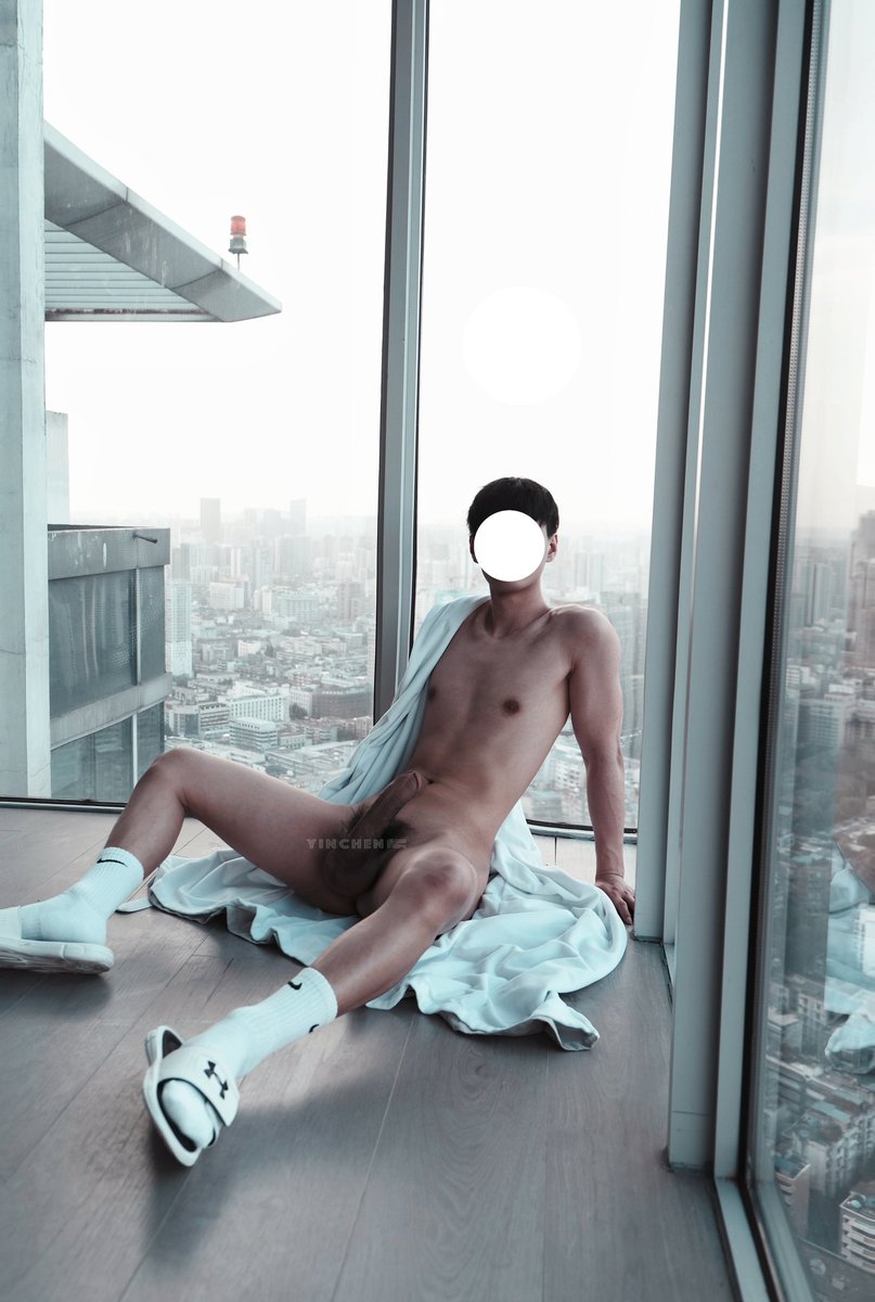 大艺术家 tweet media