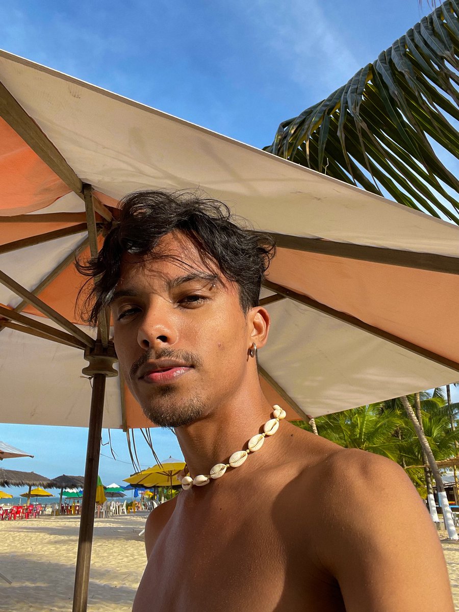 sanbati_'s tweet photo. vamo pegar uma praia? https://t.co/RBPJXQMNaR