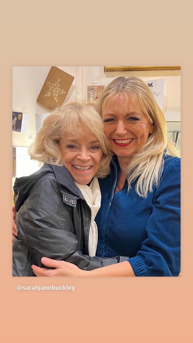 So lucky to have my beautiful friend @SueHolderness visit @TheatreRBath yesterday @UKP_Ltd xx she makes every day better ❤️
