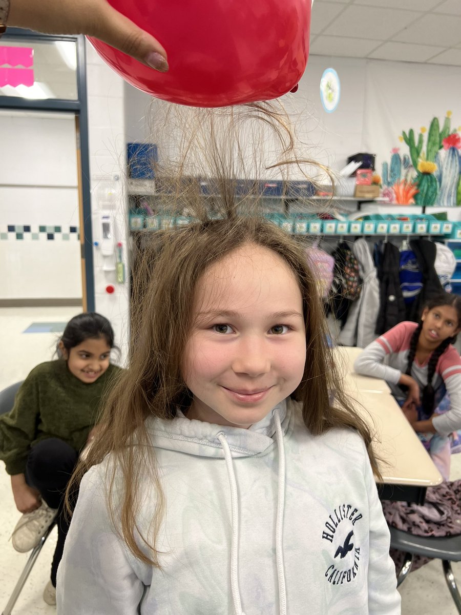 Can you guess what science topic we covered today? Static electricity!!! @Discovery_elem