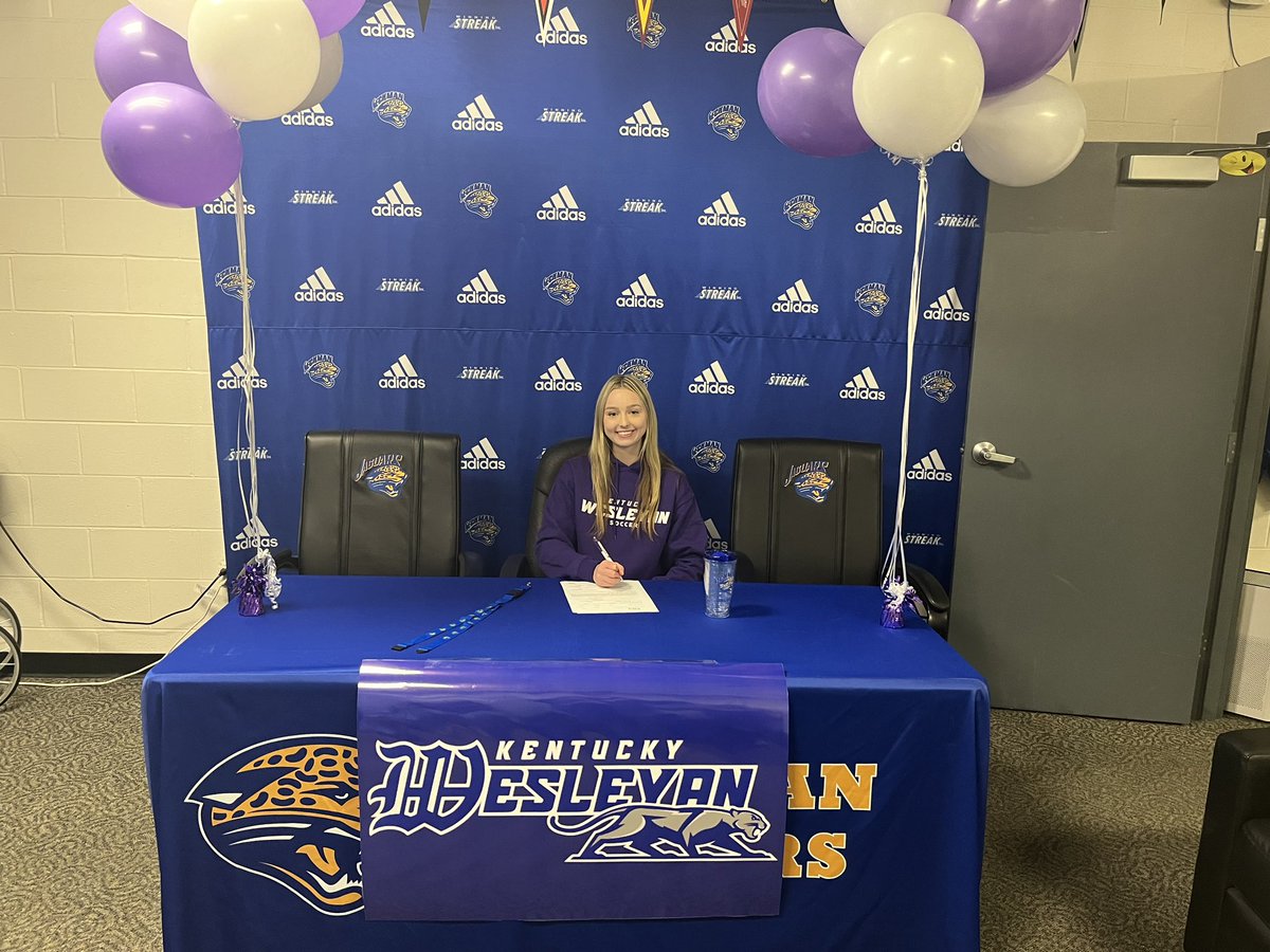 BrookeMeeks_12's tweet photo. I’m excited to announce that I have signed my NLI to play soccer for @kwcwomensoccer. Thank you to my coaches @ChadOtec @Kotec13, family, teammates, and everyone who have supported me through this journey! I’m looking forward to being a @KWCPanthers. @LouFuszSoccer @SeckmanSoccer https://t.co/Q1Scbi8zaI