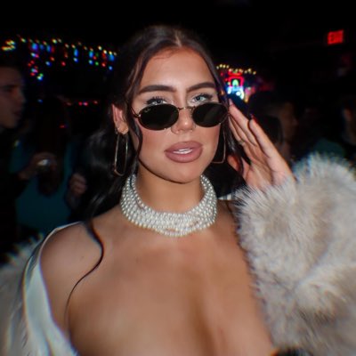 𝑩𝑬 tweet media