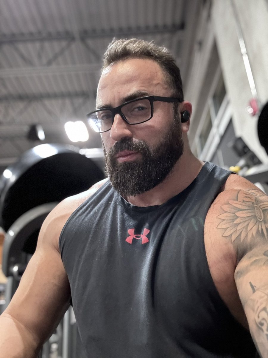 An_tonyMichael's tweet photo. Lifted #beardmodel https://t.co/WX8p4sQh9Y