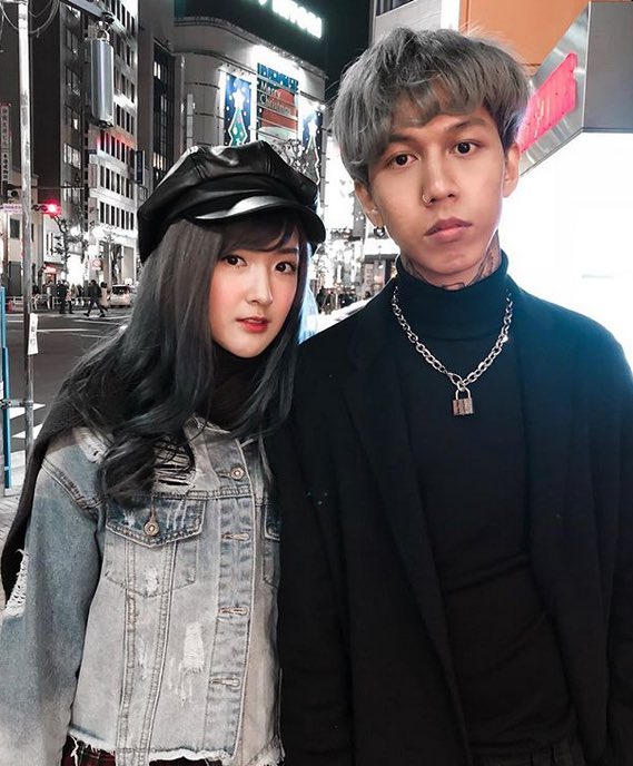 ที่คุณกิ๊กกี้เล่าในจีบหนูหน่อย ว่ามือที่สาม เปิดตัวด้วยกันที่ญี่ปุ่น #ทรงอย่างแบดแซดแซดอย่างบ่อย  #เบียร์เดอะวอยส์