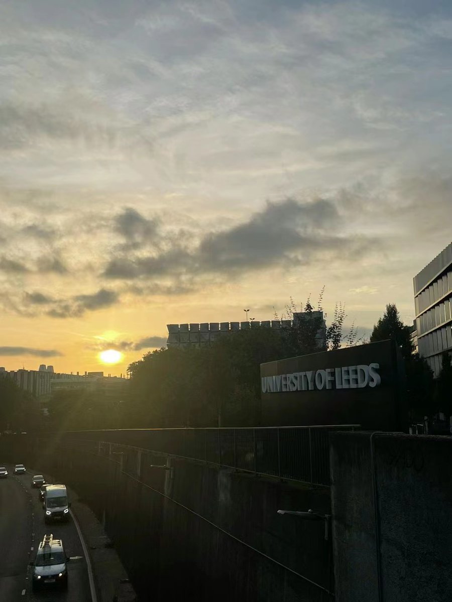 rtvgolf's tweet photo. dusk to dawn stories unfold https://t.co/nOWB7Yi8Ux