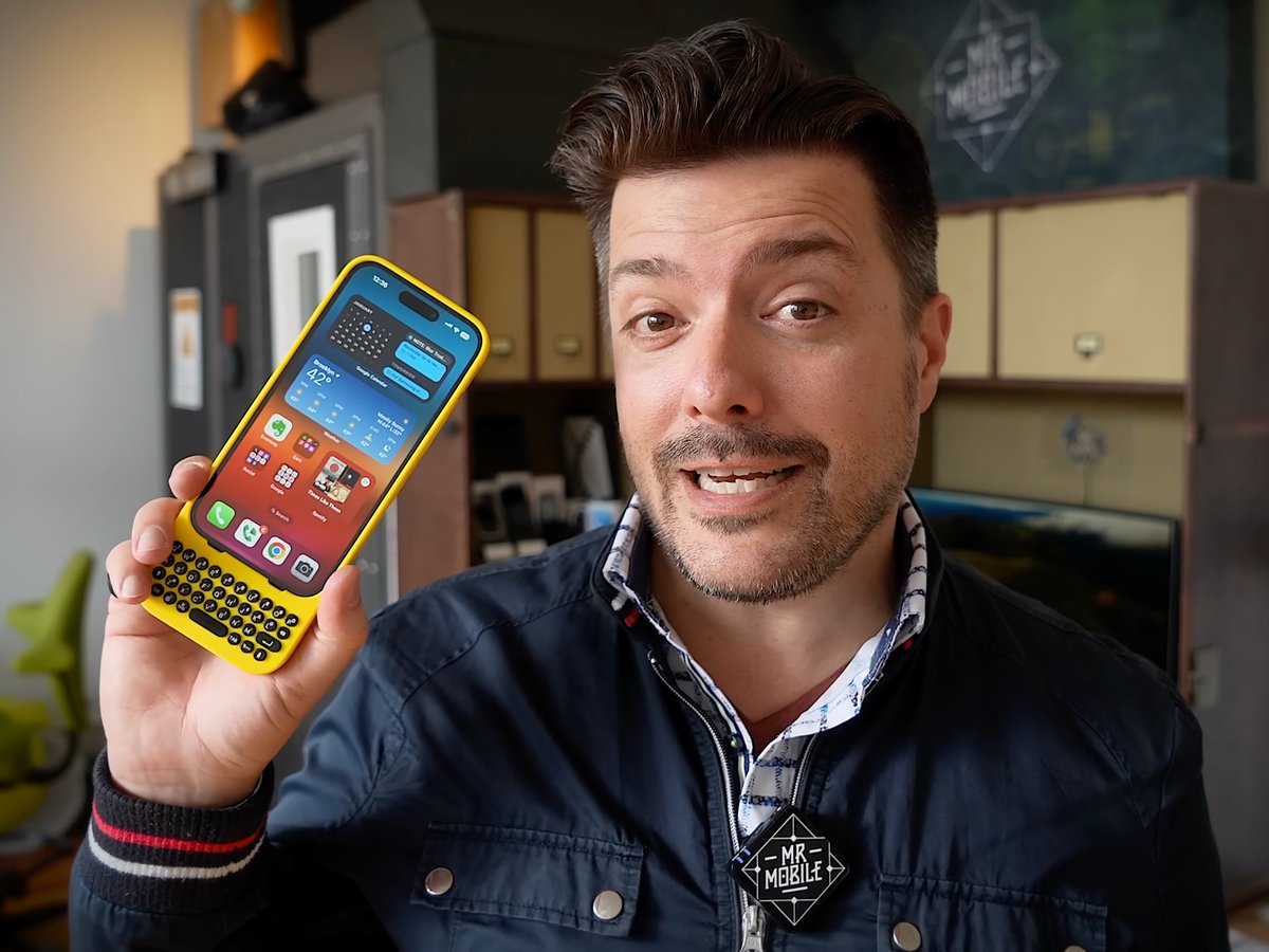 AppleTrack tweet media